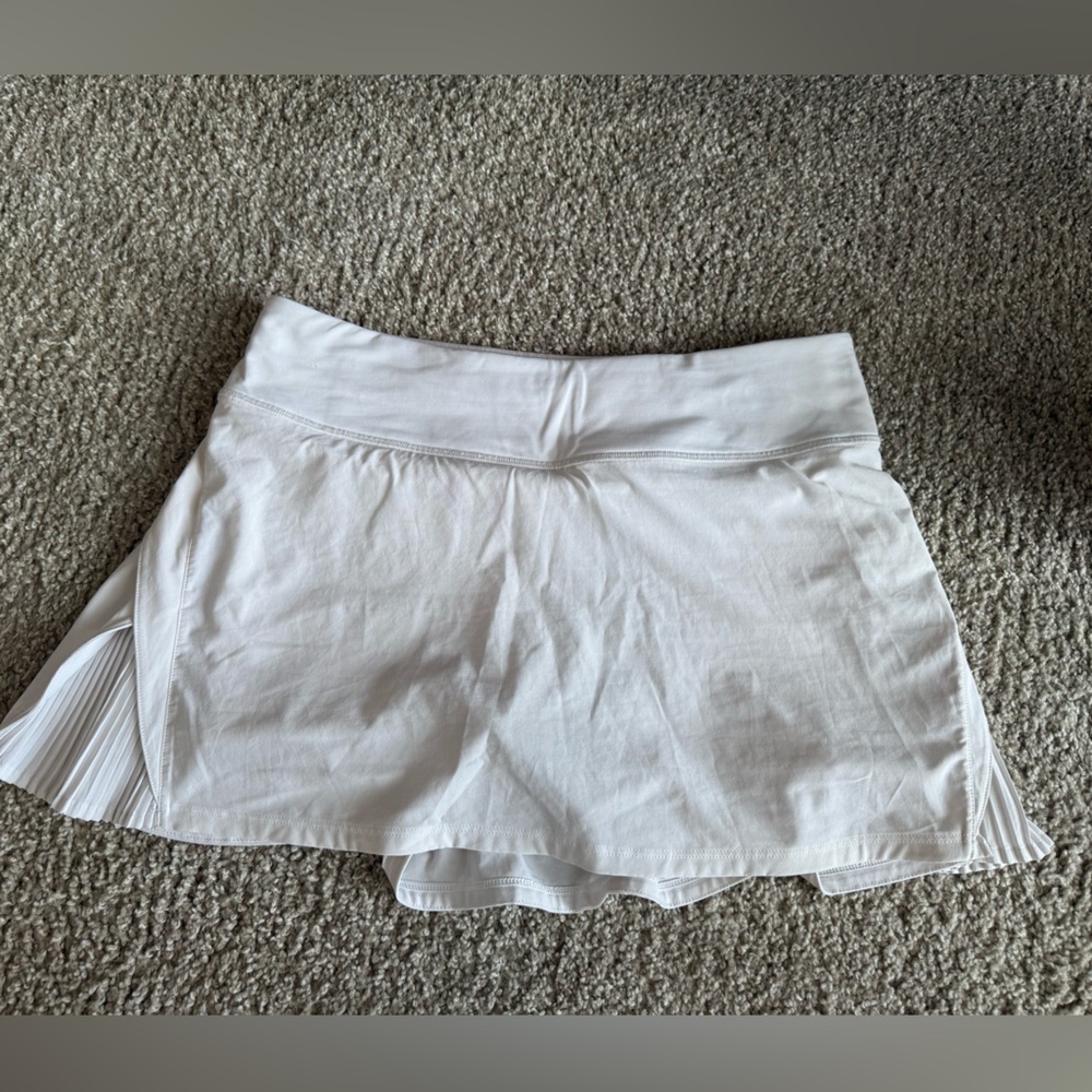 LuLulemon Play off the Pleats Mid-Rise Skirt